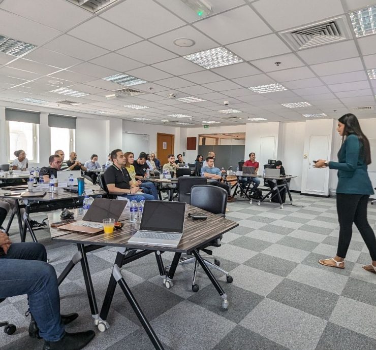 iSolution Empowers Executives and MBA Students with CDL Workshop at the University of Bradford - Dubai with Google Cloud